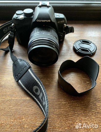 Зеркальный фотоаппарат Olympus E-420