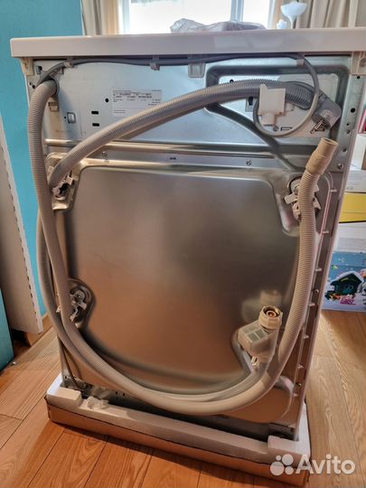 Bosch Serie 6 Узкая стиральная машина