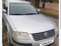 Volkswagen Passat 1.8 MT, 2002, 300 000 км, с пробегом, цена 420 000 руб.