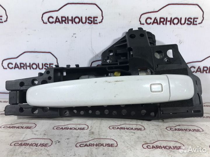 Ручка двери внешняя задняя правая Audi Q3