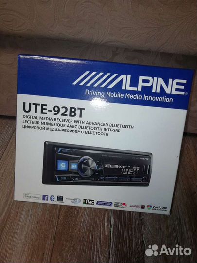 Alpine ute-92bt