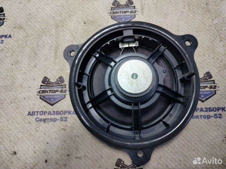 Динамик Nissan Juke YF15