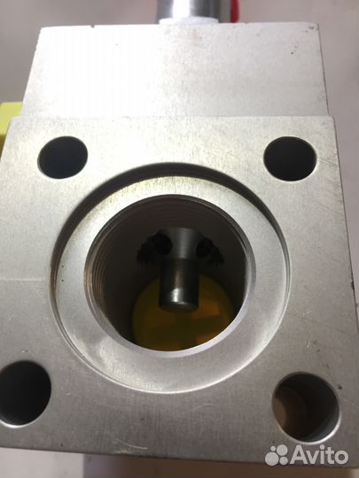 Клапан предохранительный на гидронасос Амкодор