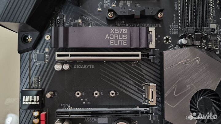 Материнская плата gigabyte X570 aorus elite