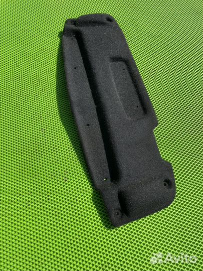 Обшивка крышки багажника лада веста