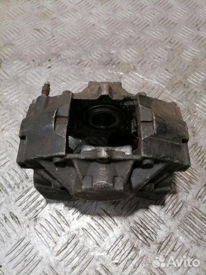 Суппорт задний левый S450 220