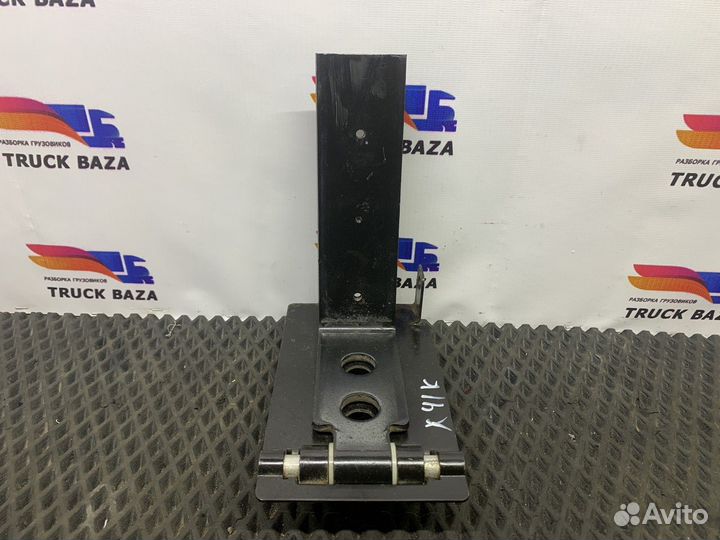 1659837 Петля спальника левая Daf XF105, Daf XF95