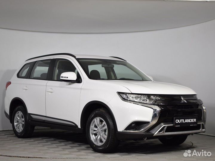 Mitsubishi Outlander 2 CVT, 2022