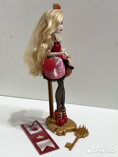 Кукла Ever After High Эппл Вайт