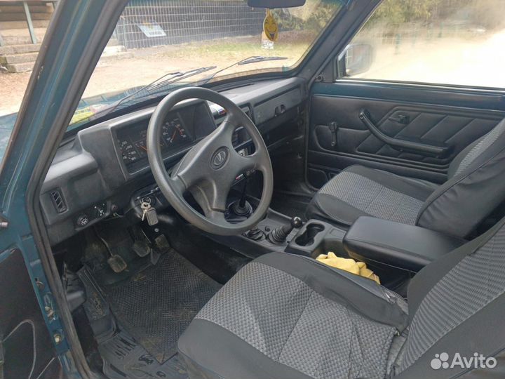 LADA 4x4 (Нива) 1.7 МТ, 2006, 158 000 км