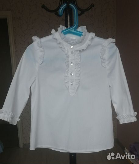 1) Блузки школа р.122,128. Новое и бу