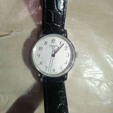 Женские наручные часы Tissot