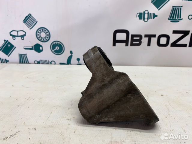 Кронштейн кпп задний Ford Focus седан qqdb 2010