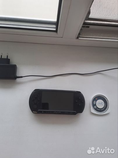 Sony PSP e1008 street Прошитая