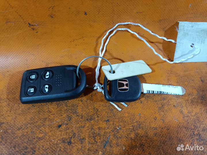 Ключ двери Honda Elysion RR1