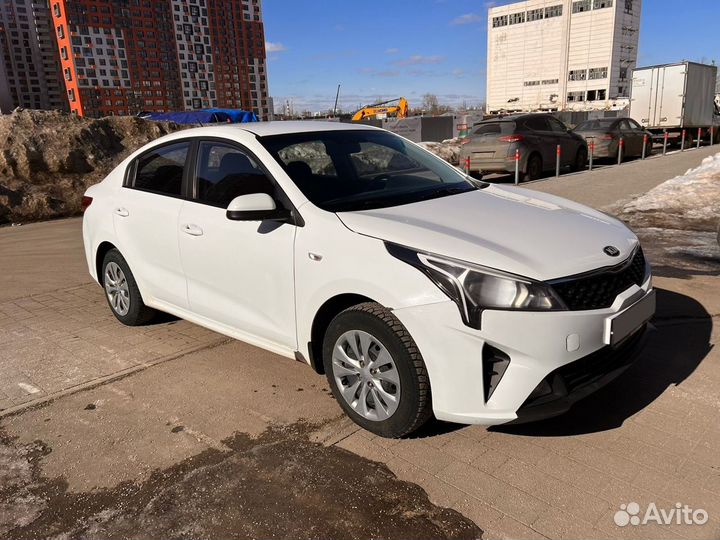 Kia Rio 1.4 МТ, 2021, 300 000 км