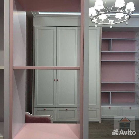 Стенка в гостиную