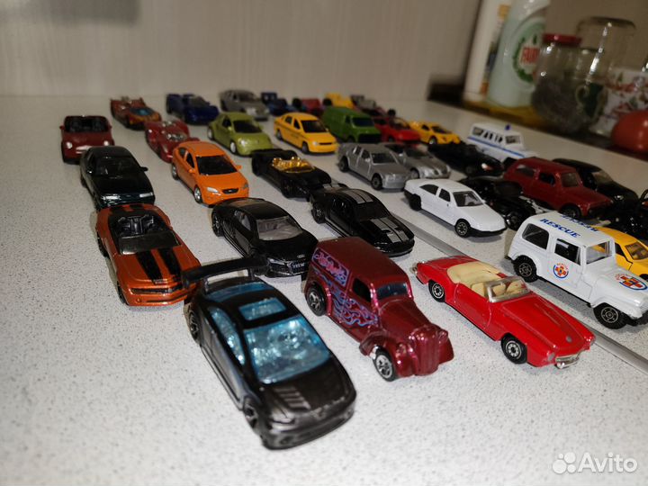 Модели автомобилей,металлические