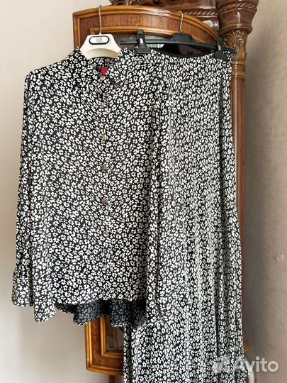 Костюм женский