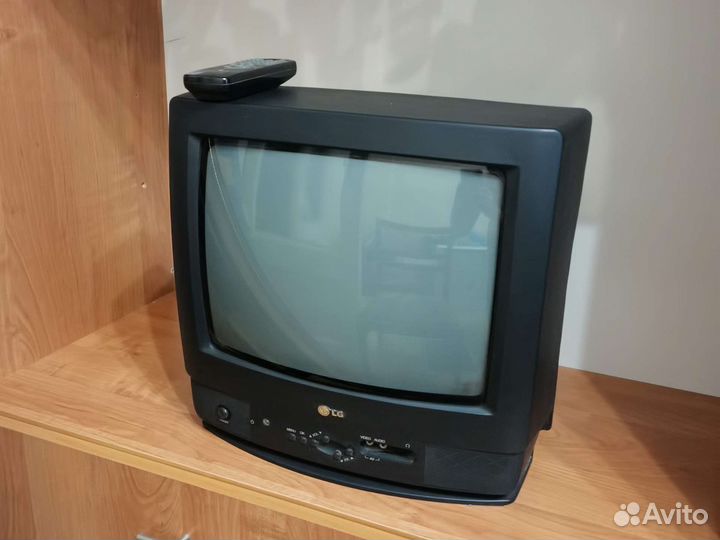 Телевизор LG б/у