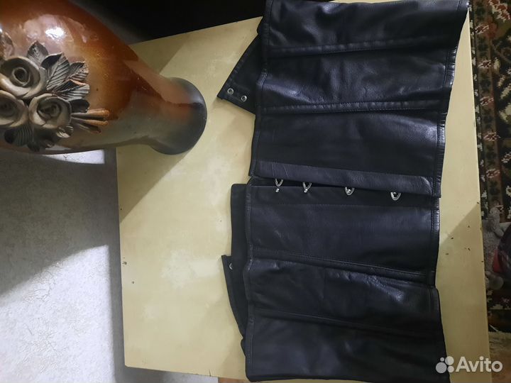 Кожаный корсет