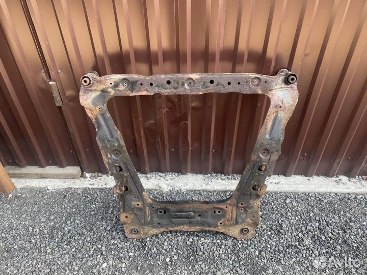 Подрамник передний nissan qashqai J10