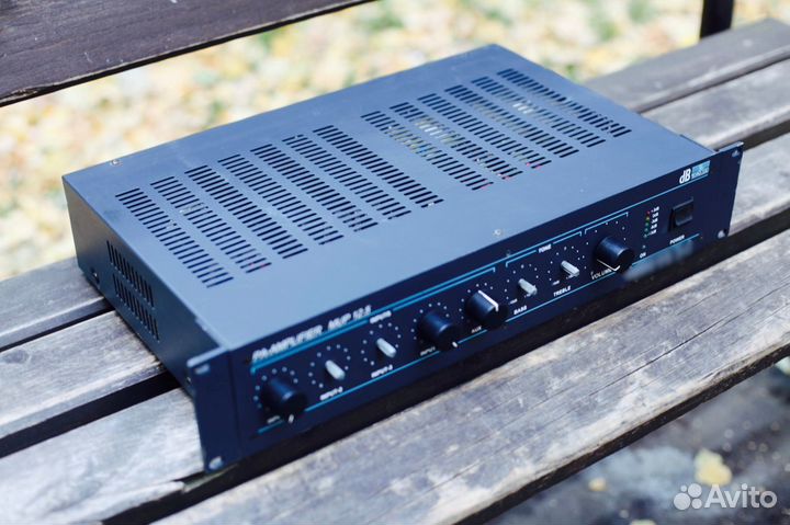 Микшер-усилитель RCF AM 1122