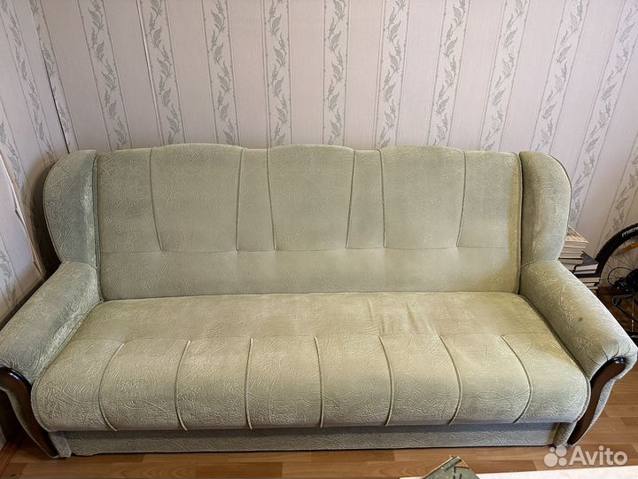 Диван и кресло