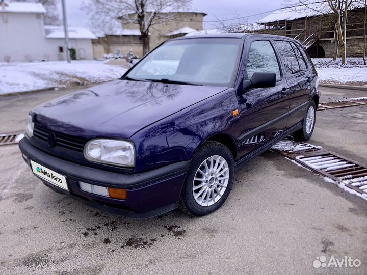 Volkswagen Golf 1.8 МТ, 1997, 170 000 км