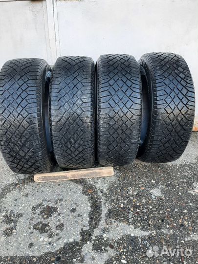 Continental ContiVikingContact 7 225/60 R17 103T