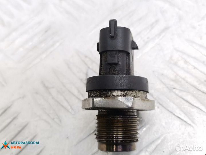 Датчик давления топлива LDV Maxus 2005 510990395