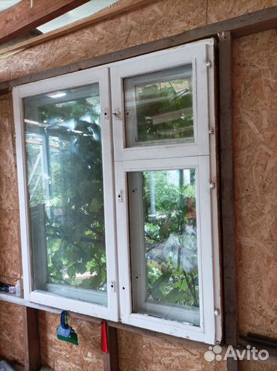 Окно деревянное 140х130 см