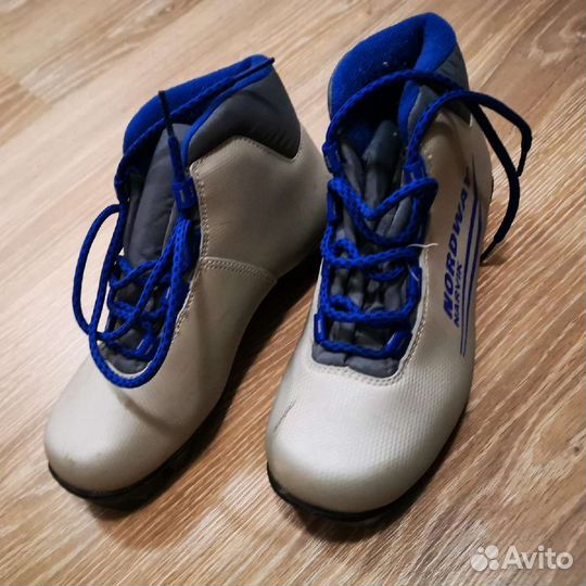Лыжи беговые с ботинками