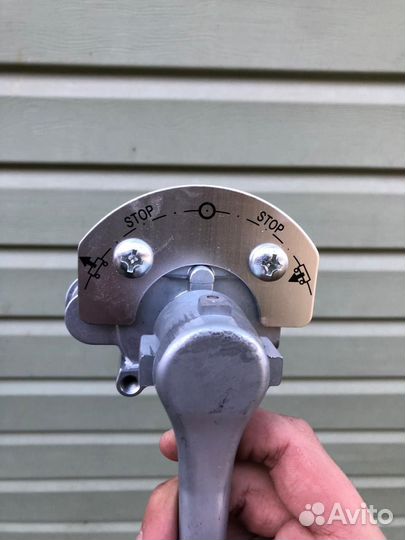 Кран пневмоподвески прицепа крона