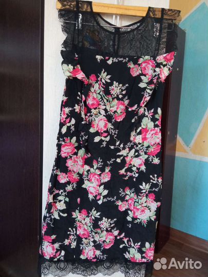 Платье новое 48р