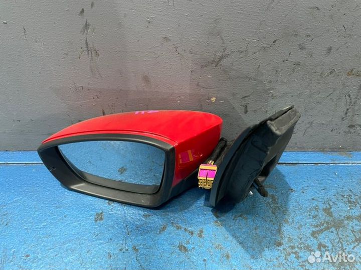 Зеркало левое Volkswagen Polo 5 6R