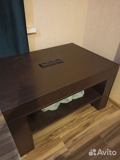 Журнальный столик