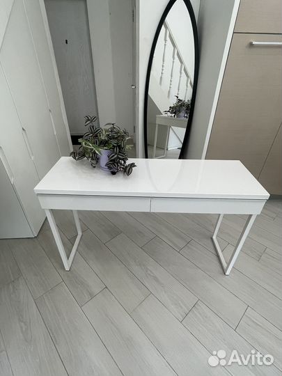 Письменный стол IKEA Бесто