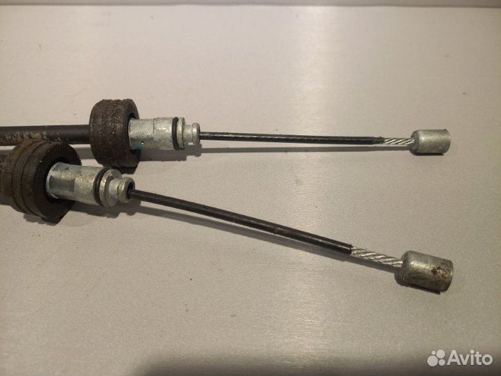 Трос ручника Hyundai Solaris хэтчбек G4FC 2013