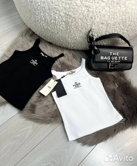 Майка Fendi стильная (топ 2024)