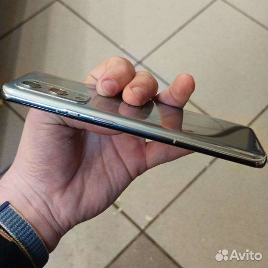 Oneplus 9 pro 8 256 продажа/обмен
