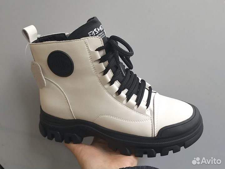 Ботинки женские