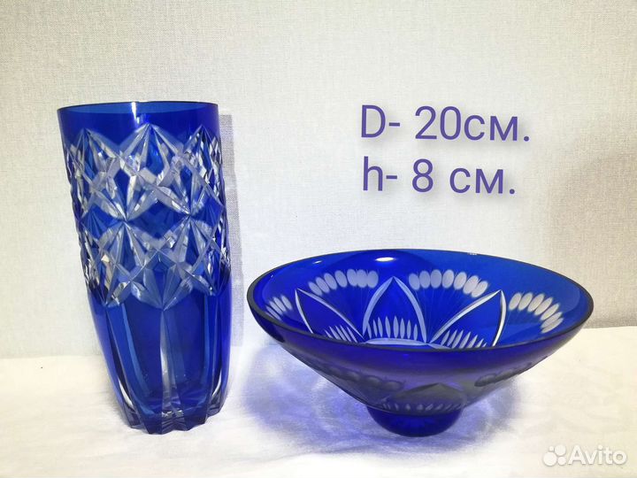 Вазы из цветного стекла