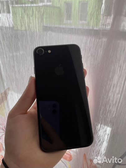 iPhone 7, 32 ГБ