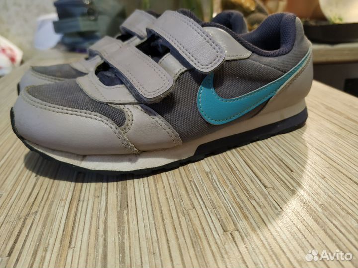 Кроссовки nike 30