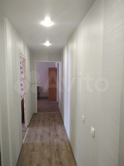 3-к. квартира, 57 м², 1/2 эт.