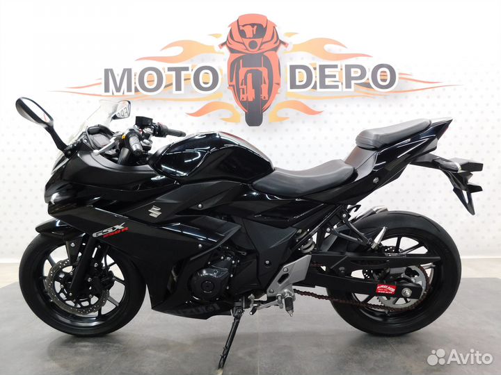 Suzuki GSX250R 042610