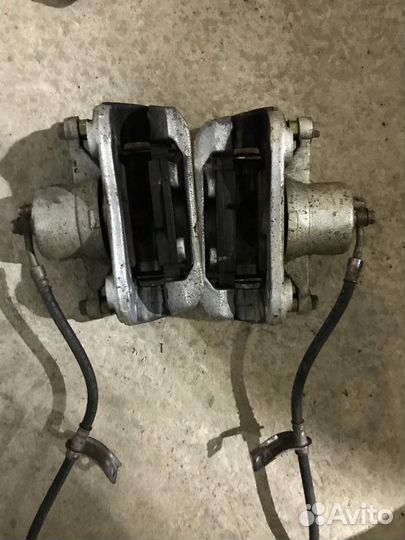 Суппорт передний левый в сборе Hyundai creta 2016