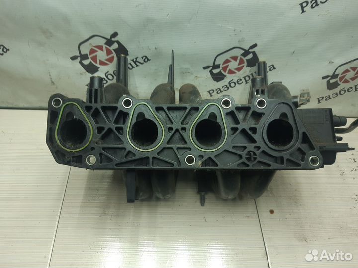 Коллектор впускной renault sandero