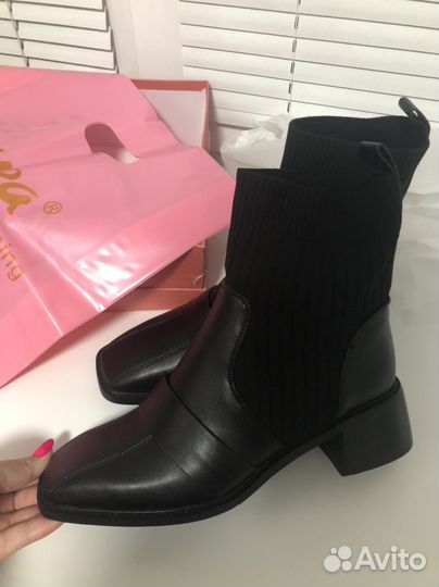 Ботинки женские